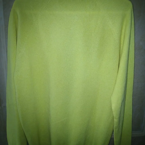 Supreme Yellow Men's Sweater - Picture 2 of 3